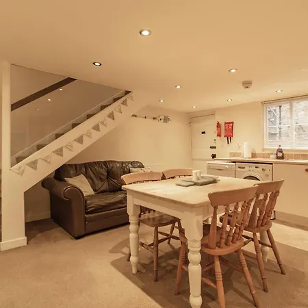 Ferienhaus Robins Nest By Interhome Whitby